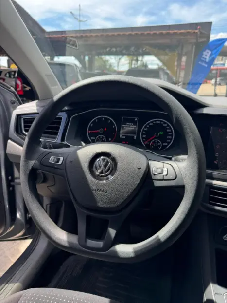 VOLKSWAGEN Polo Hatch 1.0 12V 4P 200 TSI  COMFORTLINE AUTOM�TICO, Foto 10