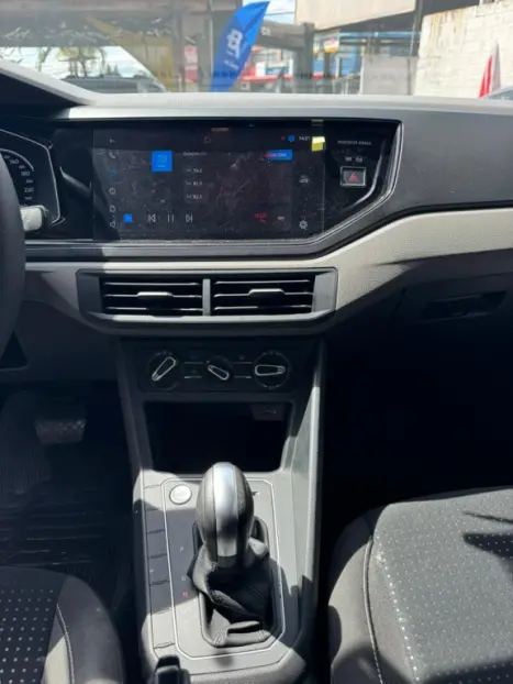 VOLKSWAGEN Polo Hatch 1.0 12V 4P 200 TSI  COMFORTLINE AUTOM�TICO, Foto 11