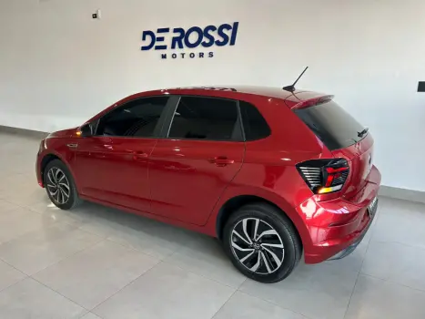 VOLKSWAGEN Polo Hatch 1.0 4P 170 TSI HIGHLINE AUTOMÁTICO, Foto 2 VOLKSWAGEN Polo Hatch 1.0 4P 170 TSI HIGHLINE AUTOMÁTICO, Foto 2