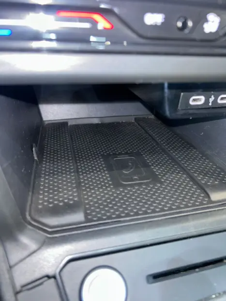 VOLKSWAGEN Polo Hatch 1.0 4P 170 TSI HIGHLINE AUTOMÁTICO, Foto 10 VOLKSWAGEN Polo Hatch 1.0 4P 170 TSI HIGHLINE AUTOMÁTICO, Foto 10