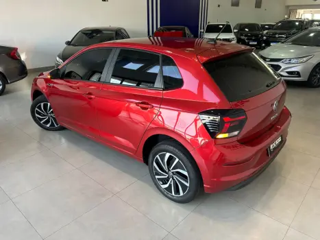 VOLKSWAGEN Polo Hatch 1.0 4P 170 TSI HIGHLINE AUTOMÁTICO, Foto 17 VOLKSWAGEN Polo Hatch 1.0 4P 170 TSI HIGHLINE AUTOMÁTICO, Foto 17