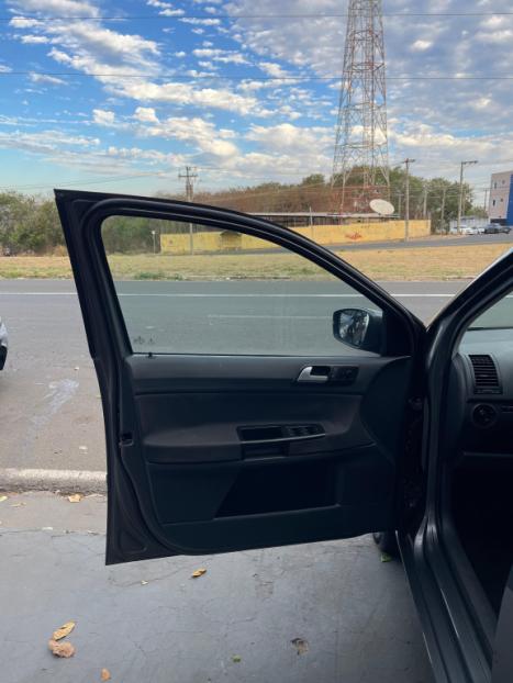 VOLKSWAGEN Polo Hatch 1.6 4P, Foto 17