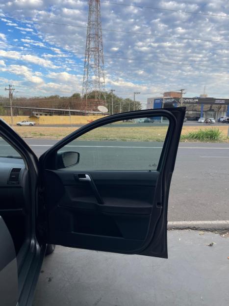 VOLKSWAGEN Polo Hatch 1.6 4P, Foto 18