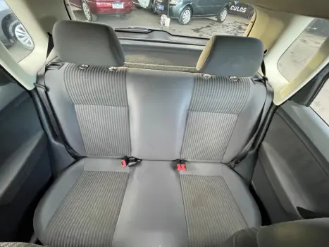 VOLKSWAGEN Polo Hatch 1.6 4P, Foto 19