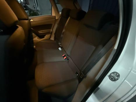 VOLKSWAGEN Polo Hatch 1.0 12V 4P 200 TSI  COMFORTLINE AUTOMTICO, Foto 17