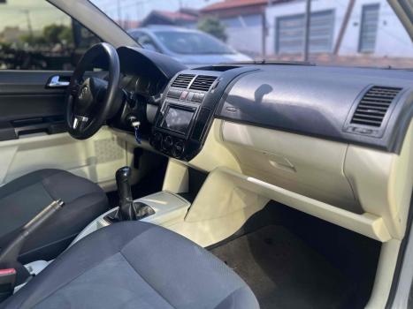VOLKSWAGEN Polo Hatch 1.6 4P, Foto 10