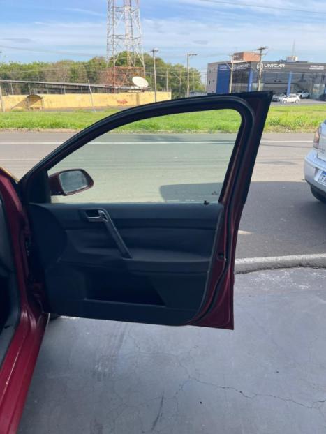 VOLKSWAGEN Polo Hatch 1.6 4P, Foto 11