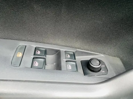 VOLKSWAGEN Polo Hatch 1.0 4P 170 TSI HIGHLINE AUTOMTICO, Foto 20