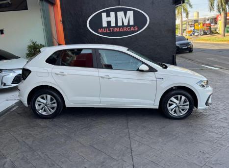 VOLKSWAGEN Polo Hatch 1.0 12V 4P 200 TSI  COMFORTLINE AUTOM�TICO, Foto 9