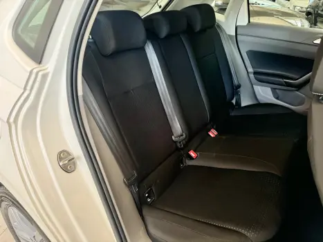 VOLKSWAGEN Polo Hatch 1.0 12V 4P 200 TSI  COMFORTLINE AUTOMTICO, Foto 9