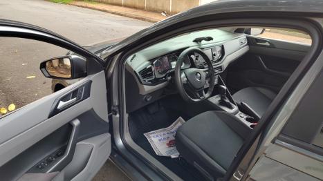 VOLKSWAGEN Polo Hatch 1.0 12V 4P 200 TSI  COMFORTLINE AUTOM�TICO, Foto 9