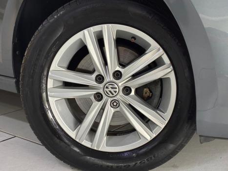 VOLKSWAGEN Polo Hatch 1.0 12V 4P 200 TSI  COMFORTLINE AUTOM�TICO, Foto 23