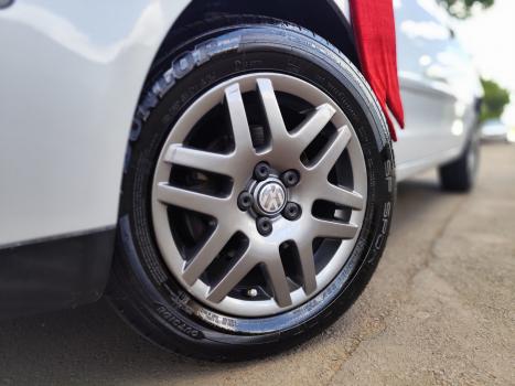 VOLKSWAGEN Polo Hatch 1.6 4P, Foto 19