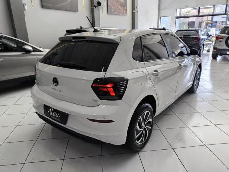 VOLKSWAGEN Polo Hatch 1.0 12V 4P 200 TSI  COMFORTLINE AUTOM�TICO, Foto 16