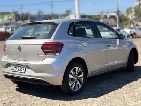 VOLKSWAGEN Polo Hatch 1.0 12V 4P 200 TSI  COMFORTLINE AUTOM�TICO, Foto 3
