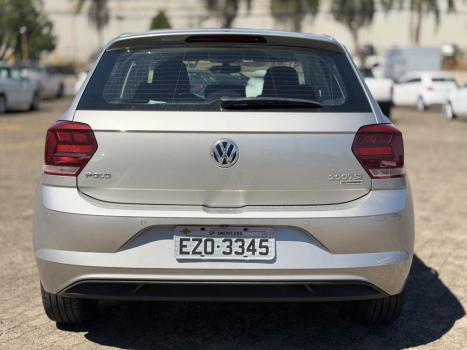 VOLKSWAGEN Polo Hatch 1.0 12V 4P 200 TSI  COMFORTLINE AUTOM�TICO, Foto 4