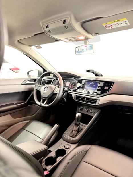 VOLKSWAGEN Polo Hatch 1.0 12V 4P 200 TSI  COMFORTLINE AUTOM�TICO, Foto 19