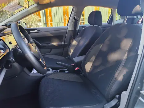 VOLKSWAGEN Polo Hatch 1.0 12V 4P 200 TSI  COMFORTLINE AUTOM�TICO, Foto 11