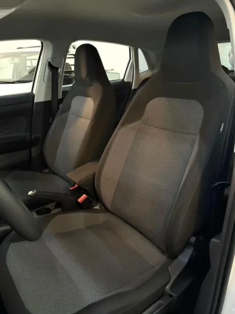 VOLKSWAGEN Polo Hatch 1.0 4P 170 TSI COMFORTLINE AUTOM�TICO, Foto 9