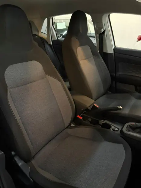 VOLKSWAGEN Polo Hatch 1.0 4P 170 TSI COMFORTLINE AUTOM�TICO, Foto 10