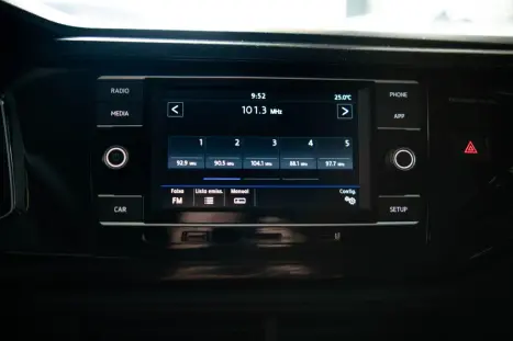 VOLKSWAGEN Polo Hatch 1.0 4P 170 TSI COMFORTLINE AUTOM�TICO, Foto 26