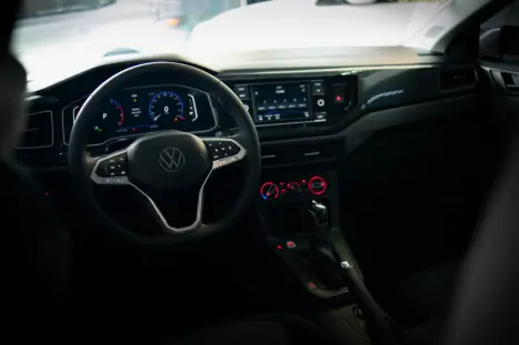 VOLKSWAGEN Polo Hatch 1.0 4P 170 TSI COMFORTLINE AUTOM�TICO, Foto 28