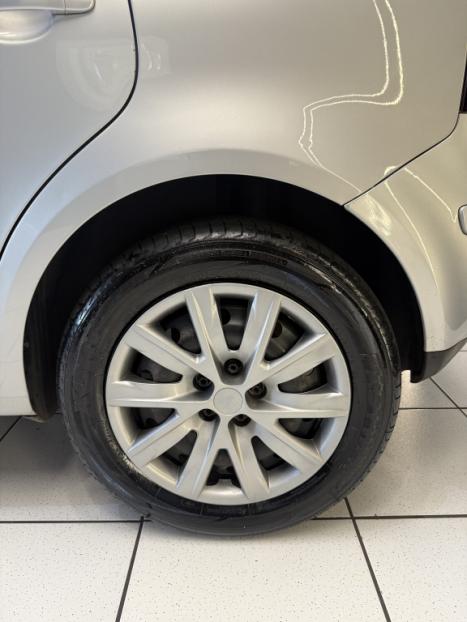 VOLKSWAGEN Polo Hatch 1.6 4P FLEX, Foto 9