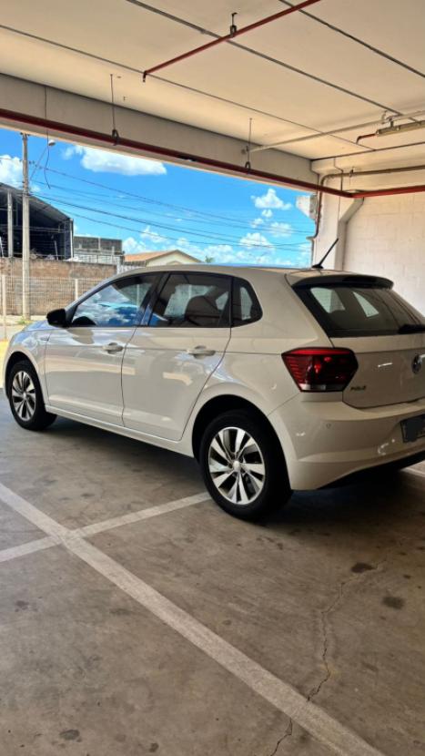 VOLKSWAGEN Polo Hatch 1.0 12V 4P 200 TSI  COMFORTLINE AUTOM�TICO, Foto 2