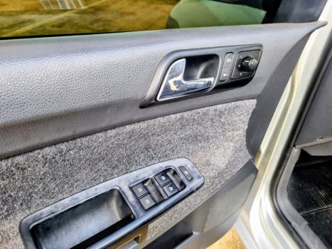 VOLKSWAGEN Polo Hatch 1.6 4P, Foto 19