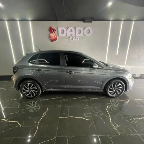VOLKSWAGEN Polo Hatch 1.0 12V 4P 200 TSI HIGHLINE AUTOM�TICO, Foto 14