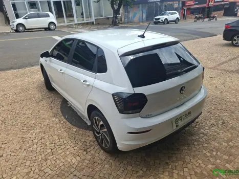 VOLKSWAGEN Polo Hatch 1.0 12V 4P 200 TSI HIGHLINE AUTOM�TICO, Foto 2