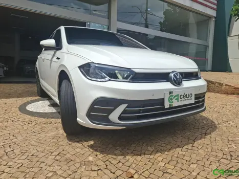 VOLKSWAGEN Polo Hatch 1.0 12V 4P 200 TSI HIGHLINE AUTOM�TICO, Foto 13