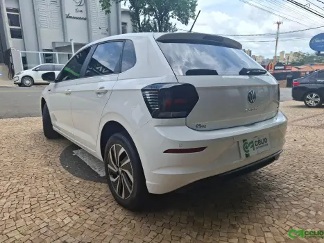 VOLKSWAGEN Polo Hatch 1.0 12V 4P 200 TSI HIGHLINE AUTOM�TICO, Foto 15