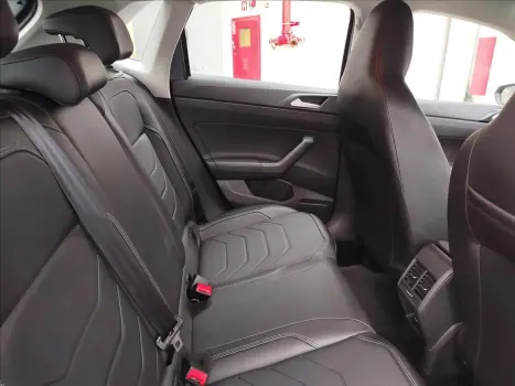 VOLKSWAGEN Polo Hatch 1.0 4P 170 TSI HIGHLINE AUTOM�TICO, Foto 14