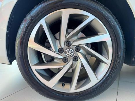 VOLKSWAGEN Polo Hatch 1.0 12V 4P 200 TSI HIGHLINE AUTOM�TICO, Foto 4