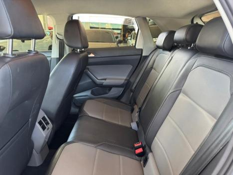 VOLKSWAGEN Polo Hatch 1.0 12V 4P 200 TSI HIGHLINE AUTOM�TICO, Foto 9