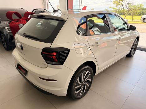 VOLKSWAGEN Polo Hatch 1.0 4P 170 TSI HIGHLINE AUTOM�TICO, Foto 2