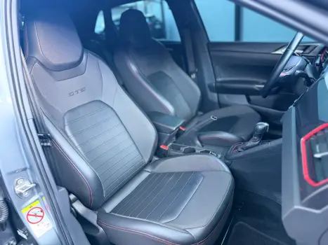 VOLKSWAGEN Polo Hatch 1.4 4P 250 TSI GTS AUTOM�TICO, Foto 4