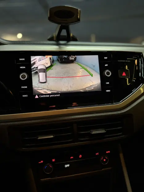 VOLKSWAGEN Polo Hatch 1.0 12V 4P 200 TSI HIGHLINE AUTOM�TICO, Foto 13