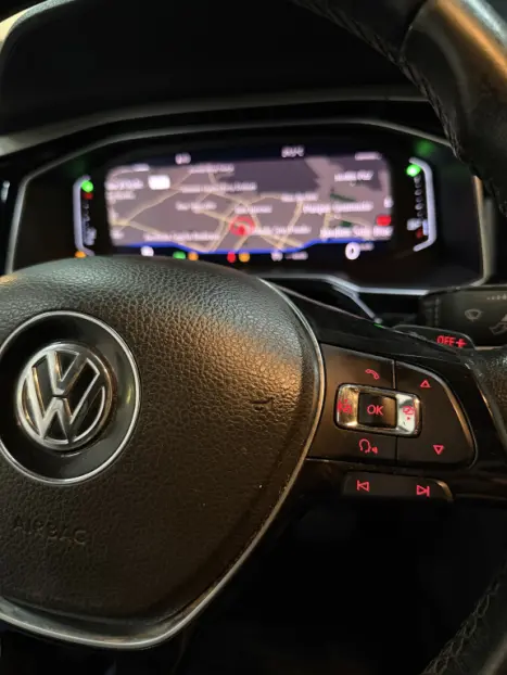 VOLKSWAGEN Polo Hatch 1.0 12V 4P 200 TSI HIGHLINE AUTOM�TICO, Foto 16