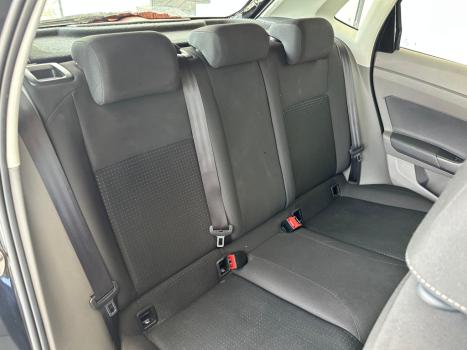 VOLKSWAGEN Polo Hatch 1.0 12V 4P 200 TSI  COMFORTLINE AUTOM�TICO, Foto 12