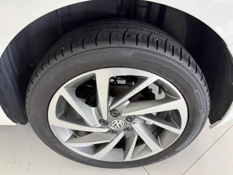 VOLKSWAGEN Polo Hatch 1.0 12V 4P 200 TSI HIGHLINE AUTOM�TICO, Foto 14
