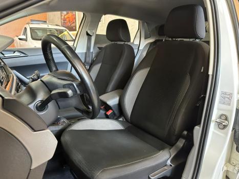 VOLKSWAGEN Polo Hatch 1.0 12V 4P 200 TSI  COMFORTLINE AUTOM�TICO, Foto 8