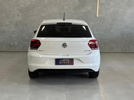 VOLKSWAGEN Polo Hatch 1.0 12V 4P 200 TSI  COMFORTLINE AUTOM�TICO, Foto 14