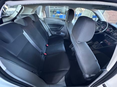 VOLKSWAGEN Polo Hatch 1.0 4P 170 TSI COMFORTLINE AUTOM�TICO, Foto 6