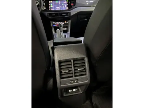 VOLKSWAGEN Polo Hatch 1.0 12V 4P 200 TSI HIGHLINE AUTOM�TICO, Foto 20