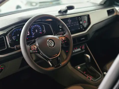 VOLKSWAGEN Polo Hatch 1.0 12V 4P 200 TSI HIGHLINE AUTOM�TICO, Foto 5