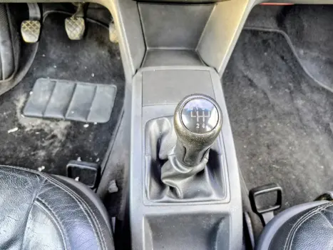 VOLKSWAGEN Polo Hatch 1.6 4P S�RIE OURO, Foto 17