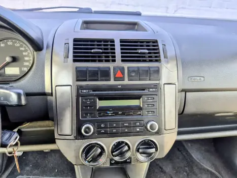 VOLKSWAGEN Polo Hatch 1.6 4P S�RIE OURO, Foto 18