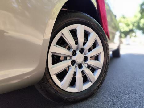 VOLKSWAGEN Polo Hatch 1.6 4P, Foto 5